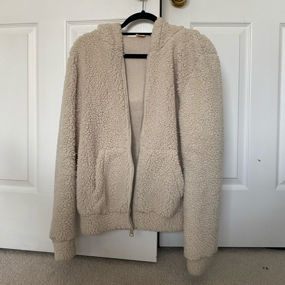Tan fuzzy zip up / teddy coat / Fuzzy bomber